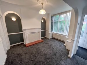 Lounge- click for photo gallery